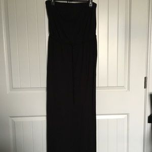Sleeveless Old Navy maxi dress